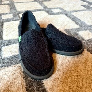 Women’s Black Crochet Sanuk Slip on Shoes Slides size 9